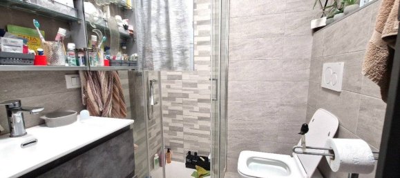 3 غرف نوم شقة في Reggio Emilia, Italy رقم 303107 9