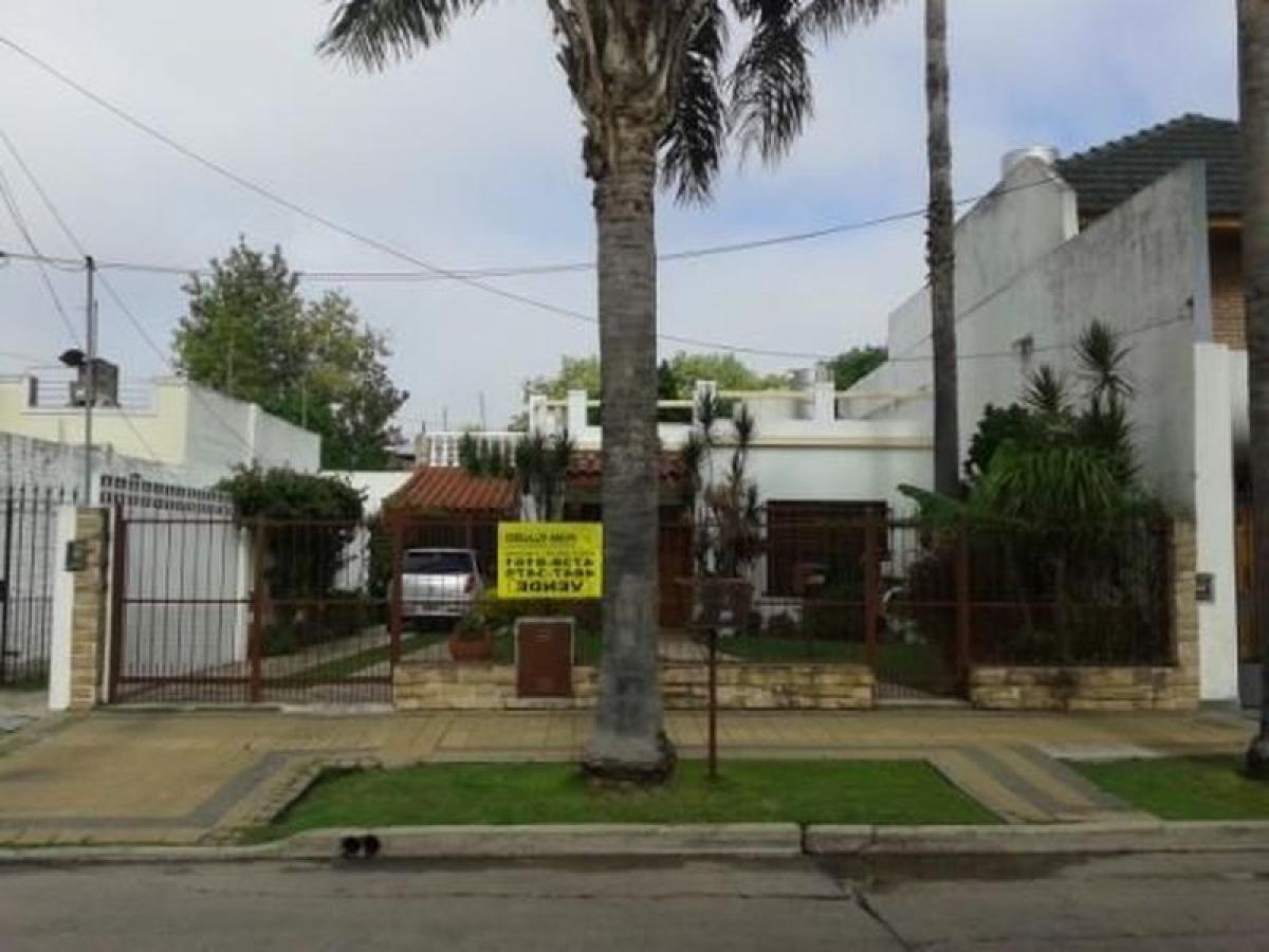 2 bedrooms House in General San Martin, Argentina No. 63902