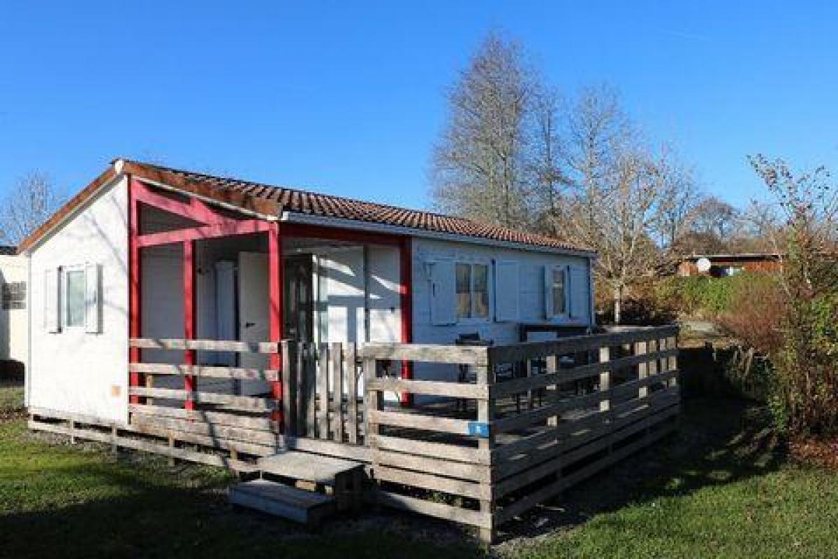 2 bedrooms House in Dax, France No. 10675