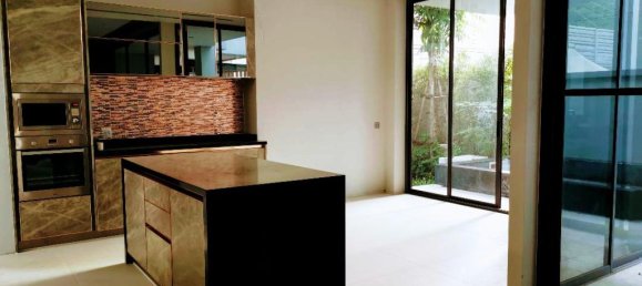 Café/restaurante de 4 dormitorios en Bangkok, Thailand No. 7170 7