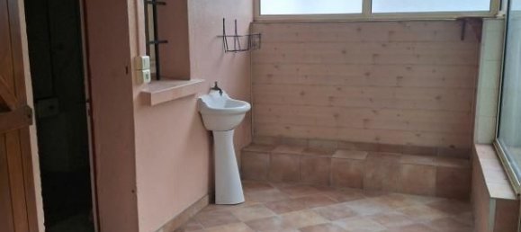 4 bedrooms House in Saint-Nazaire, France No. 362513 6