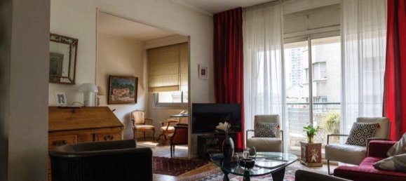 Apartamento de 3 dormitorios en Marseille, France No. 326803 8