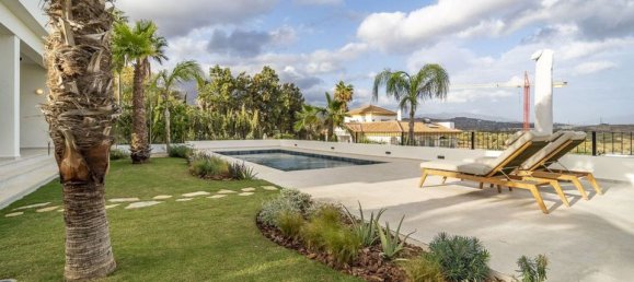 5 غرف نوم فيلا في Estepona, Spain رقم 186123 9