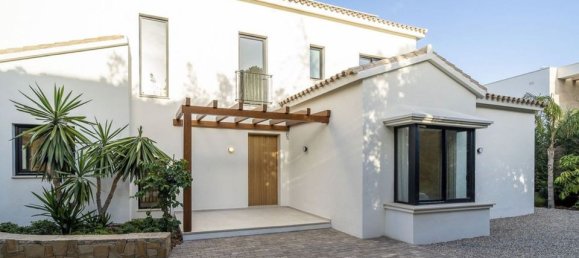 5 غرف نوم فيلا في Estepona, Spain رقم 186123 30