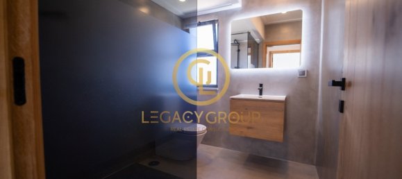 4 bedrooms Villa in Loule, Portugal No. 241919 12