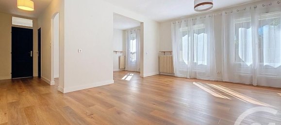 2 Schlafzimmer Wohnung in Draguignan, France, Nr. 282235 4
