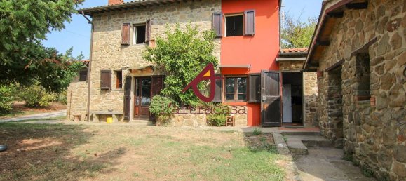 8 rooms House in Uzzano, Italy No. 114101 2