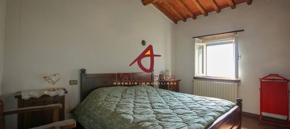 8 rooms House in Uzzano, Italy No. 114101 13