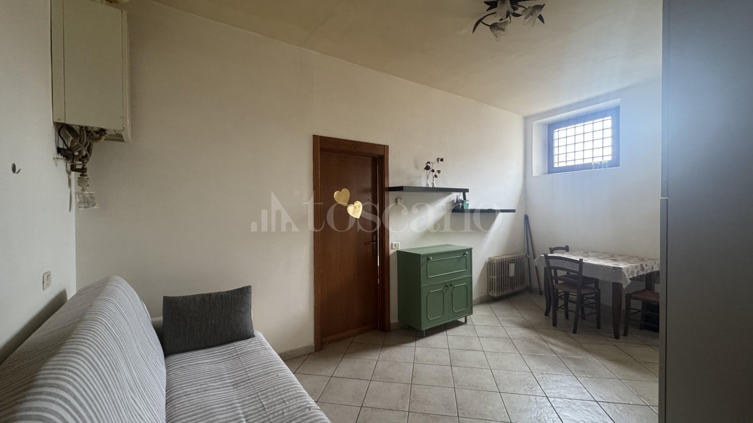 2 rooms Apartment in Prato, Italy No. 397502
