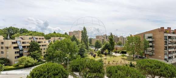 4 bedrooms Apartment in Porto, Portugal No. 99619 29