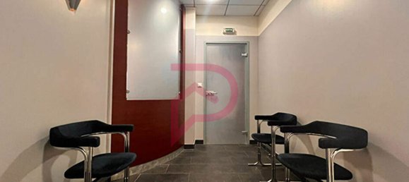 Büro in Creutzwald, France 203m², Nr. 77756 15