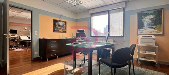 Büro in Creutzwald, France 203m², Nr. 77756 9