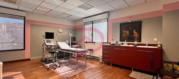 Büro in Creutzwald, France 203m², Nr. 77756 6