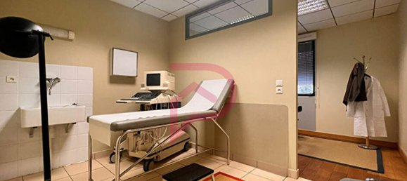 Büro in Creutzwald, France 203m², Nr. 77756 14