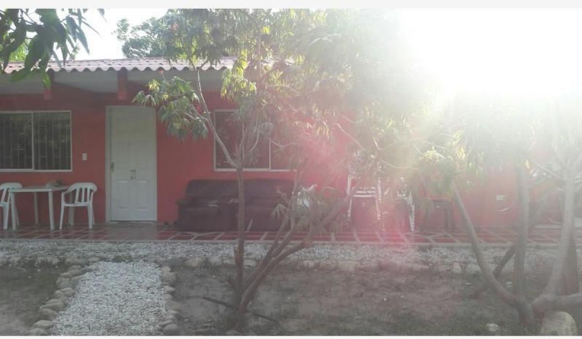 Terreno en Guadalajara de Buga, Colombia No. 385