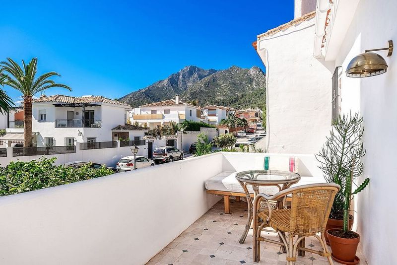 2 bedrooms House in Marbella, Spain No. 230011