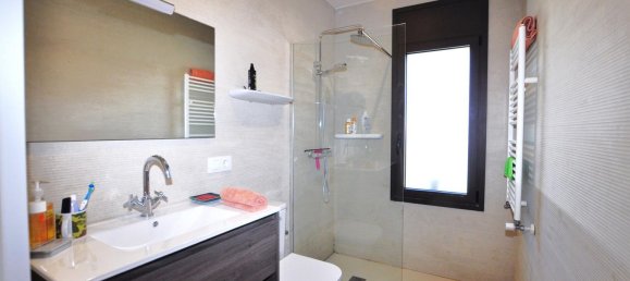 Casa de 4 dormitorios en Gerona, Spain No. 143922 42