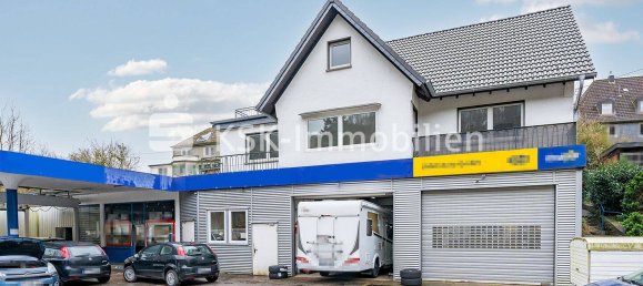 Edificio de 6 habitaciónes en Oberbergischer, Germany No. 236311 2