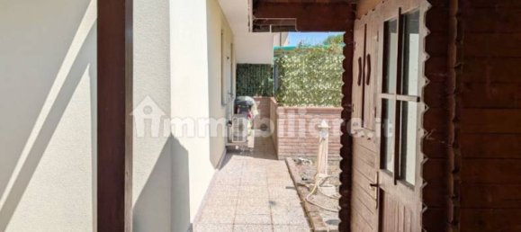 Apartamento de 2 dormitorios en Rovigo, Italy No. 351086 4