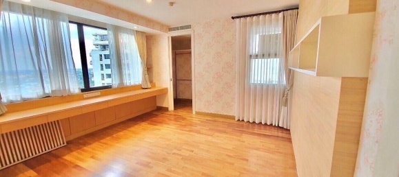 Кондоминиум  с 4 спальнями в Нонтхабури, Таиланд № 4466 5