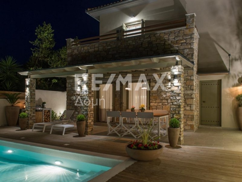 6 bedrooms Property in Magnesia, Greece No. 285