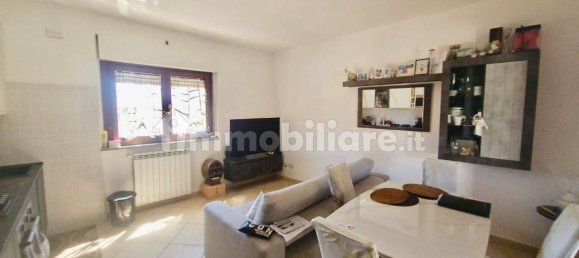 3 bedrooms House in Pomezia, Italy No. 330890 8