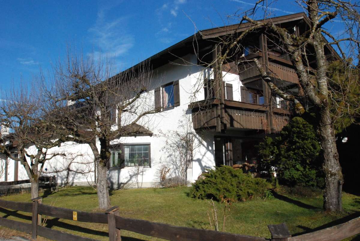 Adosado de 4 dormitorios en Traunstein, Germany No. 191067