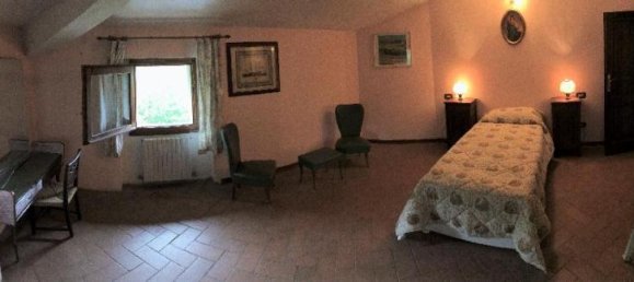11 rooms House in Vergato, Italy No. 233688 3