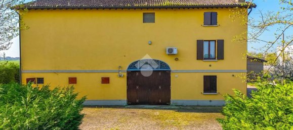 5 rooms House in Carpi, Italy No. 189522 17