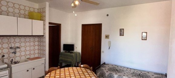 2 rooms Apartment in Follonica, Italy No. 300104 5