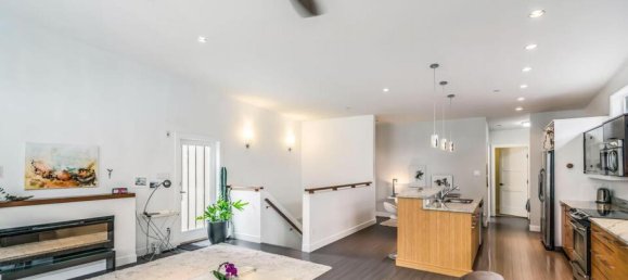 2 Schlafzimmer Haus in British Columbia, Canada, Nr. 1302 6