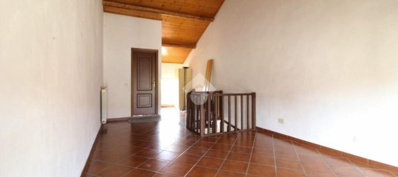 8 rooms House in Mezzana Bigli, Italy No. 89859 20