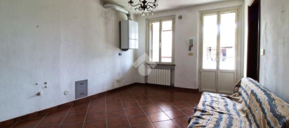 8 rooms House in Mezzana Bigli, Italy No. 89859 11