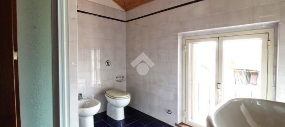 8 rooms House in Mezzana Bigli, Italy No. 89859 23