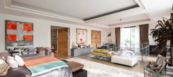 Дом с 5 спальнями в Нёйи-сюр-Сен, Франция № 144626 26