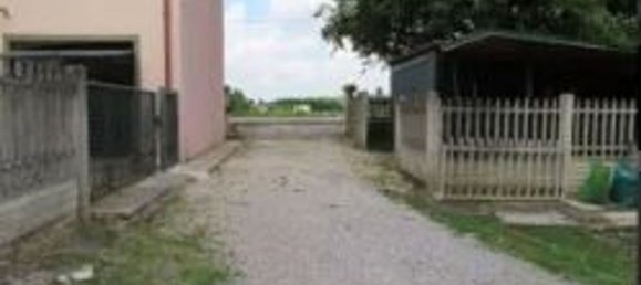 3 rooms House in Ceregnano, Italy No. 177585 4