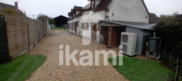 3 bedrooms House in Chabris, France No. 154222 2