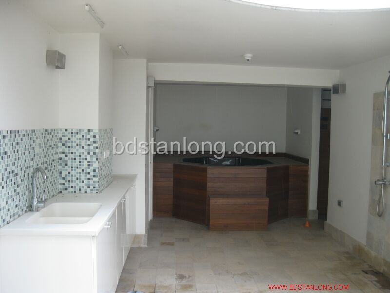 5 bedrooms Villa in Tay Ho, Vietnam No. 5585