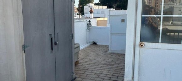 4 غرف نوم منزل ذو طابقين في Cadiz, Spain رقم 150233 5