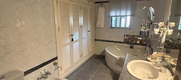 4 غرف نوم منزل ذو طابقين في Cadiz, Spain رقم 150233 22