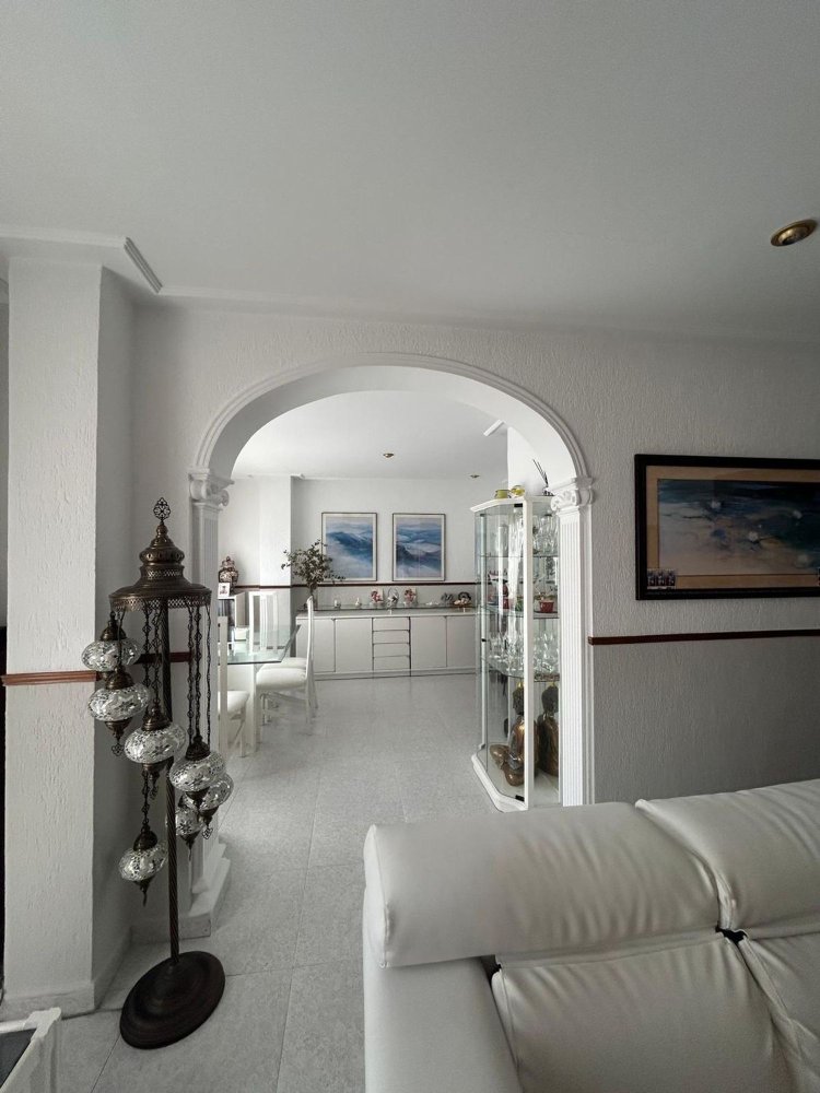 4 غرف نوم منزل ذو طابقين في Cadiz, Spain رقم 150233