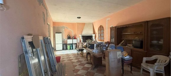 Дом с 8 комнатами в Алатри, Италия № 145065 38