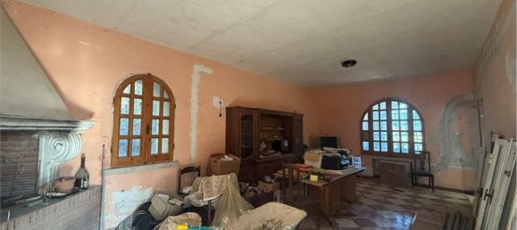 Дом с 8 комнатами в Алатри, Италия № 145065 5