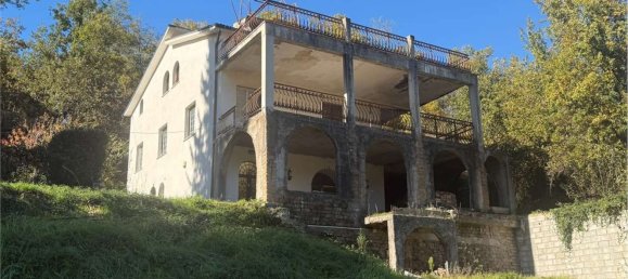 Дом с 8 комнатами в Алатри, Италия № 145065 10