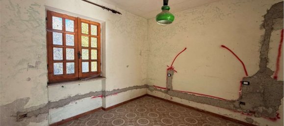 Дом с 8 комнатами в Алатри, Италия № 145065 28