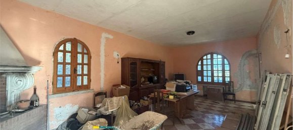 Дом с 8 комнатами в Алатри, Италия № 145065 40