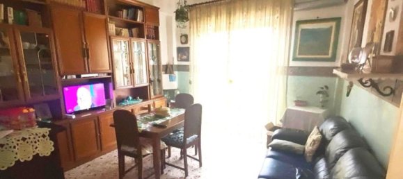 5 rooms Apartment in Palermo, Italy No. 46495 4