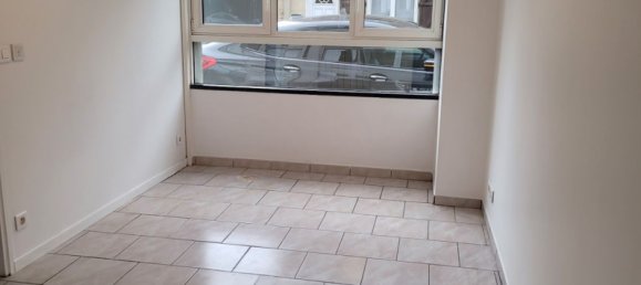 Adosado de 2 dormitorios en Berthecourt, France No. 242832 2