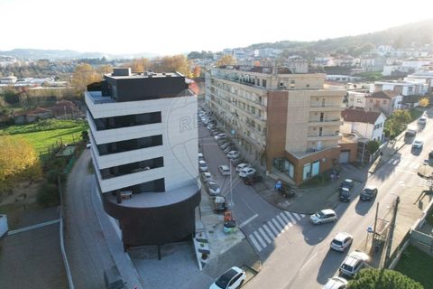 90m² Commercial property in Guimaraes, Portugal No. 195624