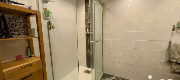 4 bedrooms House in Monnaie, France No. 153048 8